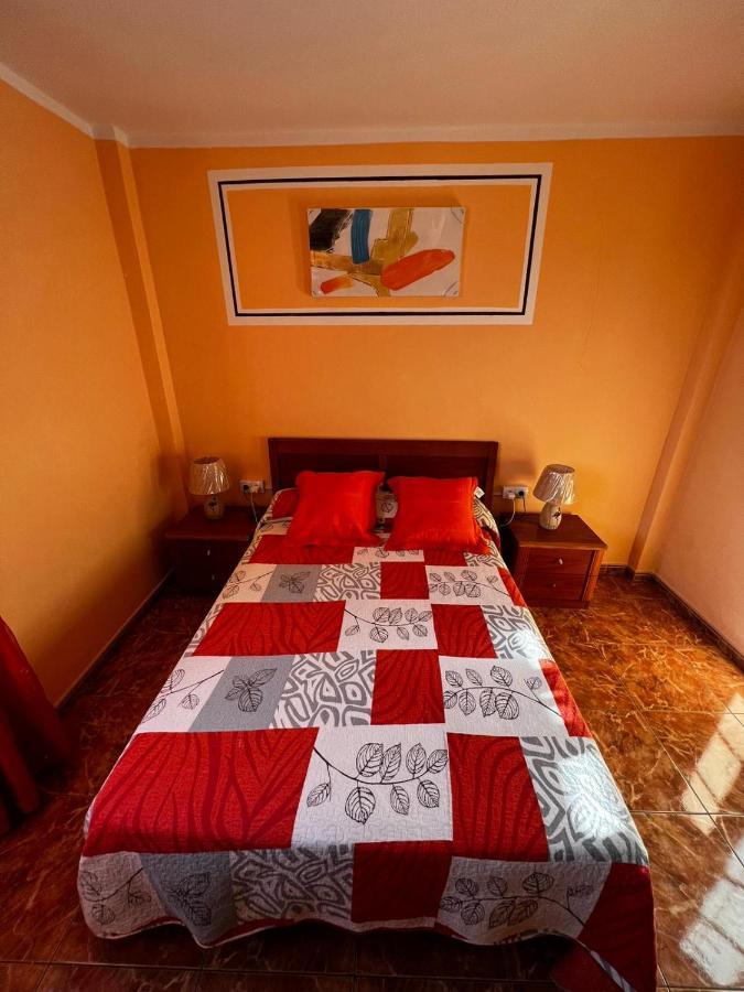 Casa Blanca *